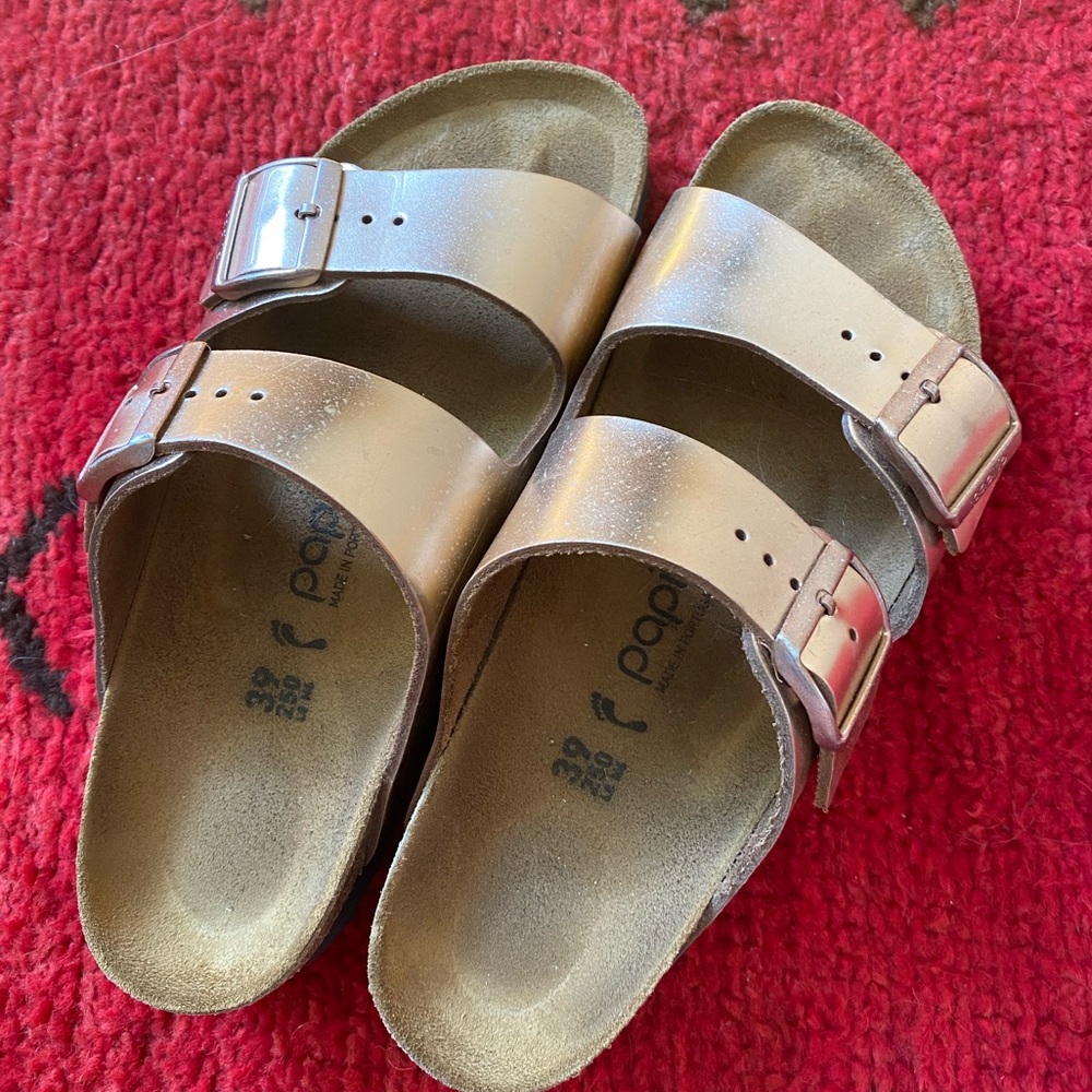 Rose Gold Metallic Platform Birkenstock’s